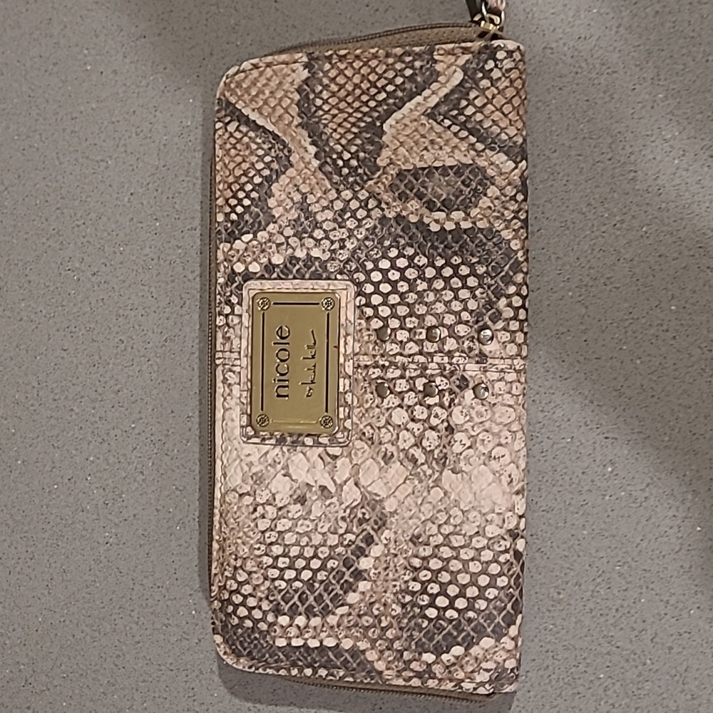 Snakeskin Zippered wallet